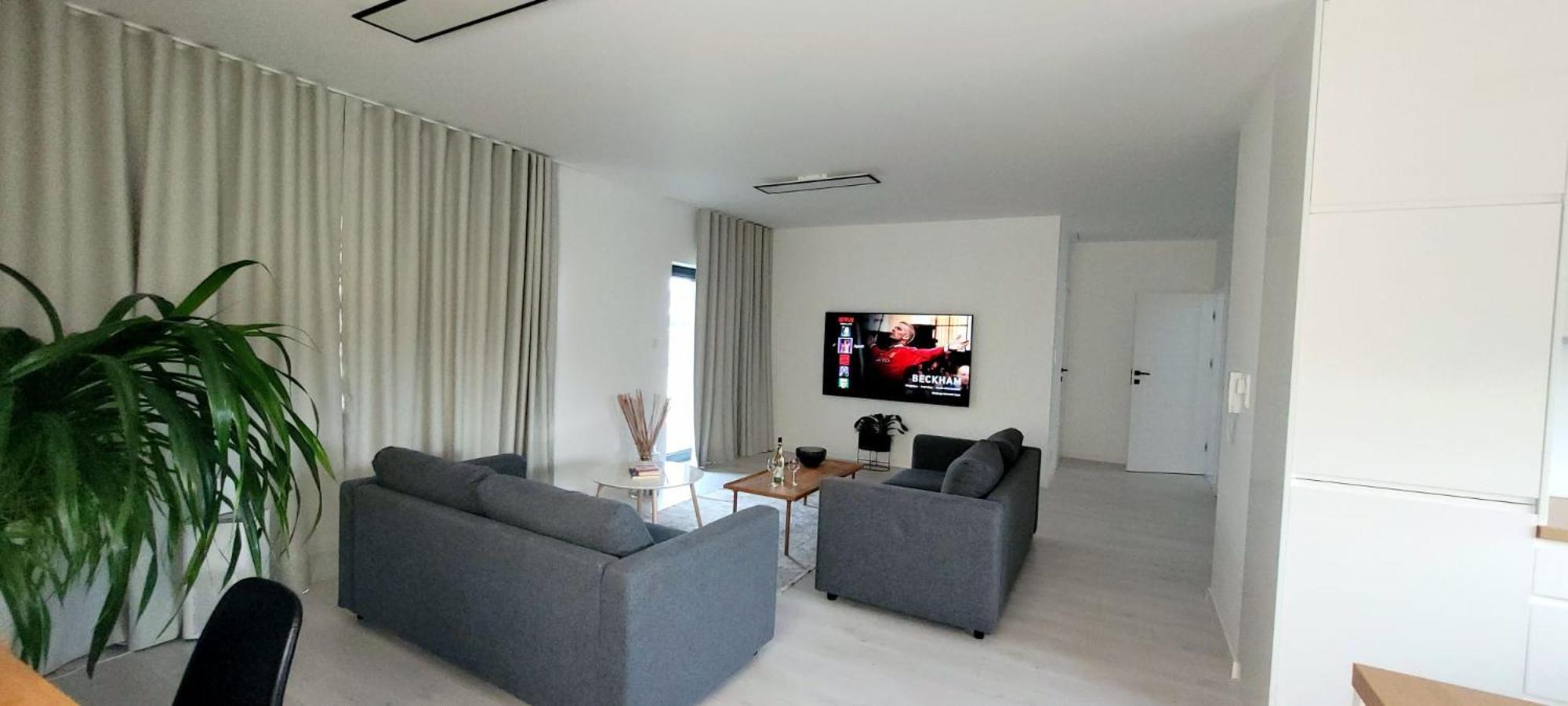 Bast 17 Dom Duzy Parking , Mandoria , Ptak , 2 Sypialnie Lub 1 Sypialnia, Taras , Autostrada A1, Kalinowskiego 17E Wifi 罗兹 外观 照片