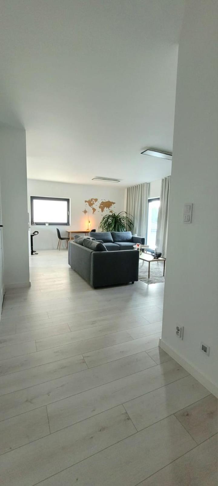 Bast 17 Dom Duzy Parking , Mandoria , Ptak , 2 Sypialnie Lub 1 Sypialnia, Taras , Autostrada A1, Kalinowskiego 17E Wifi 罗兹 外观 照片